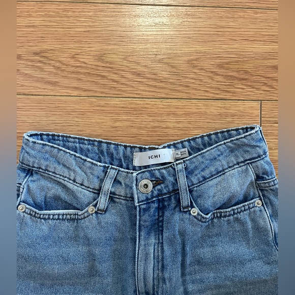 Ichi Jeans with custom hand painted design - Picture 6 of 6